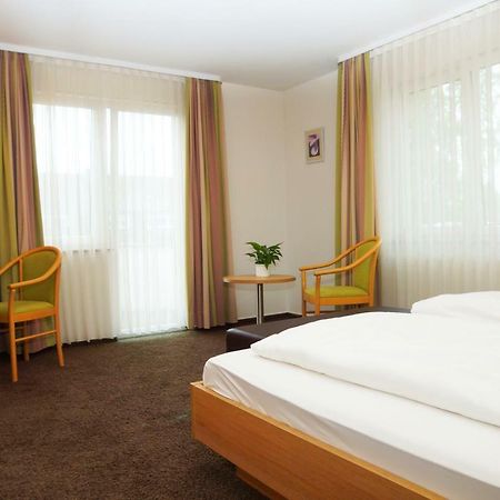 לודוויגסבורג Hotel Krauthof מראה חיצוני תמונה