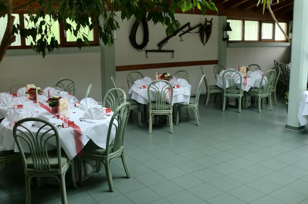 לודוויגסבורג Hotel Krauthof מראה חיצוני תמונה
