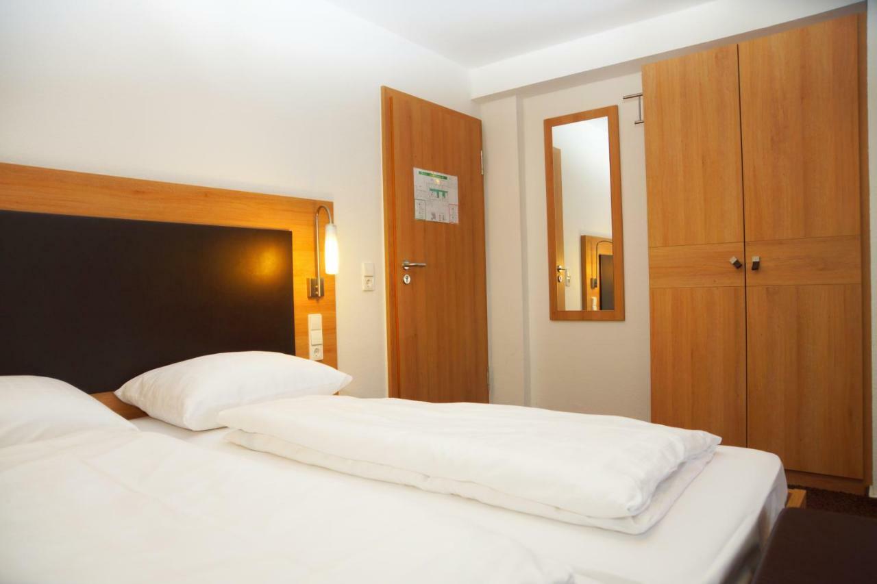 לודוויגסבורג Hotel Krauthof מראה חיצוני תמונה
