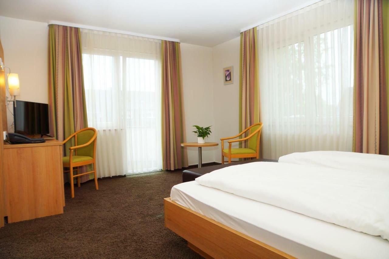לודוויגסבורג Hotel Krauthof מראה חיצוני תמונה