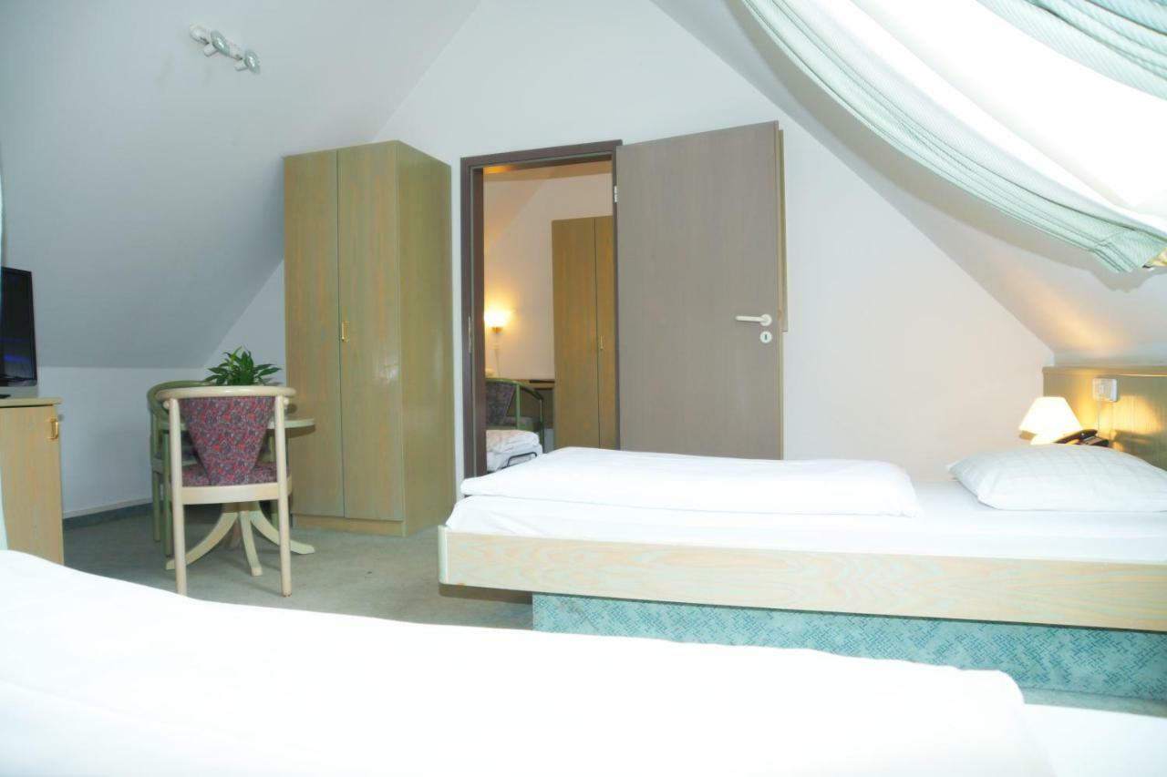 לודוויגסבורג Hotel Krauthof מראה חיצוני תמונה